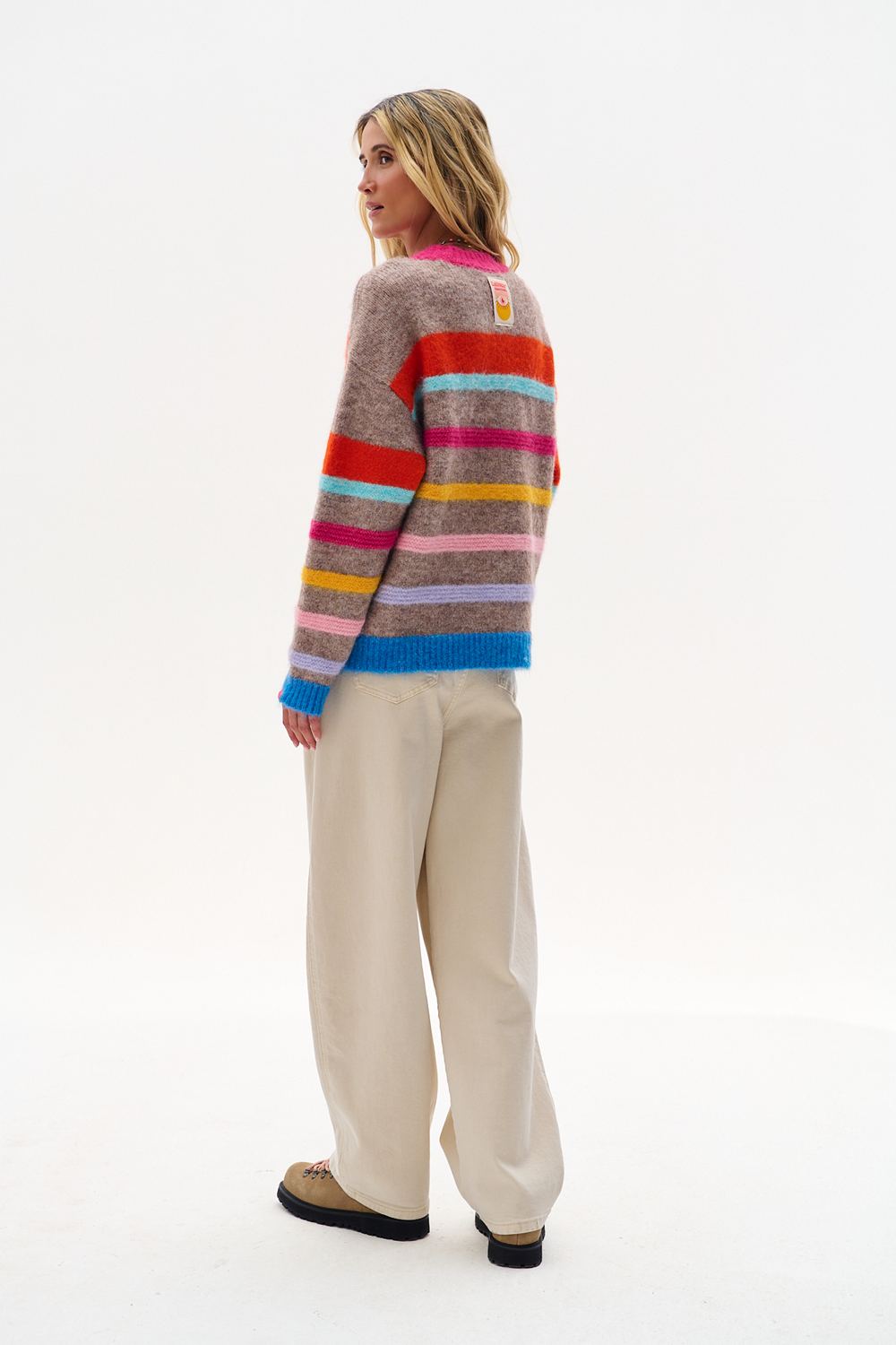 Sweter Retro Frequency
