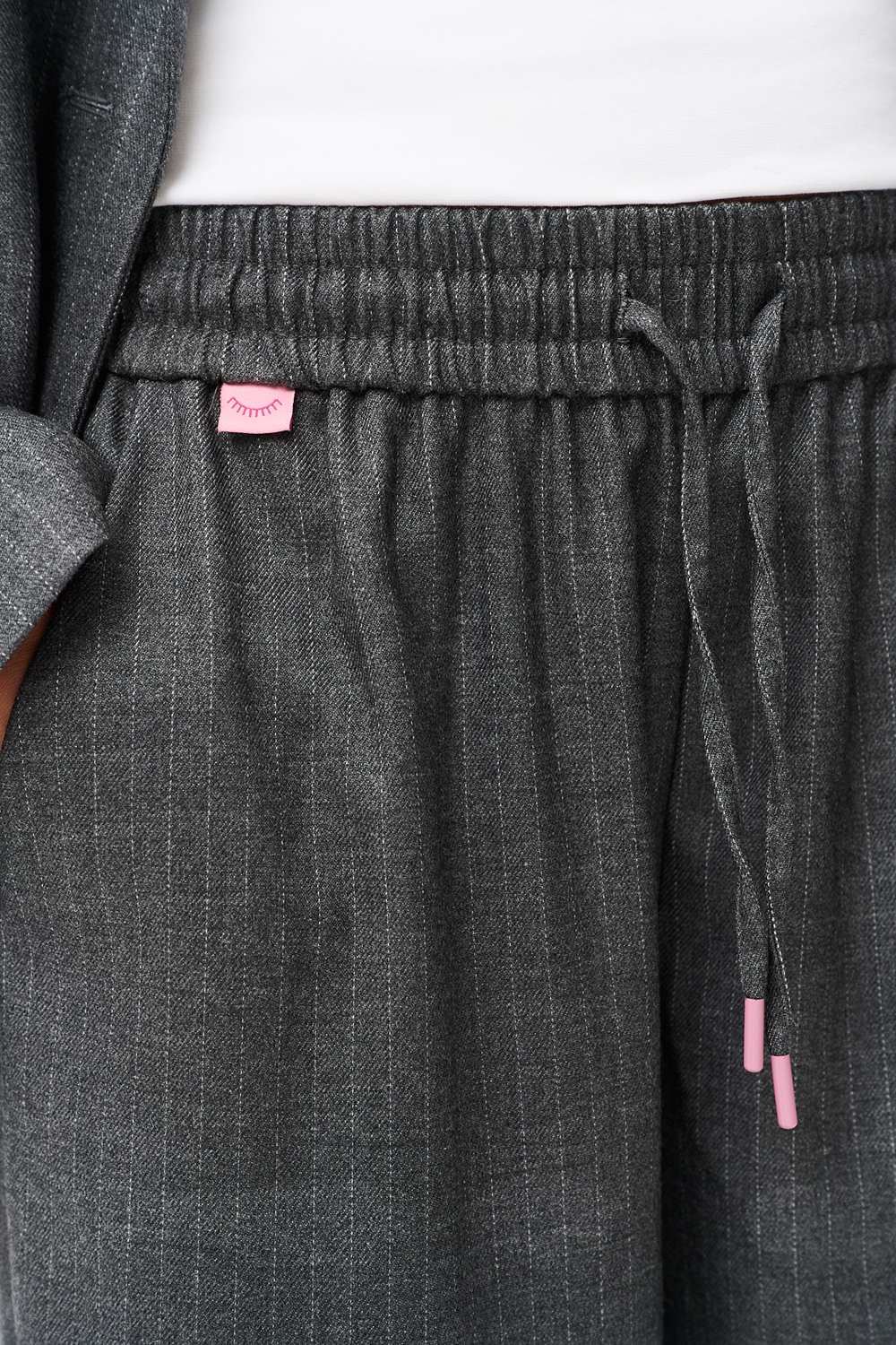 Spodnie On The Agenda