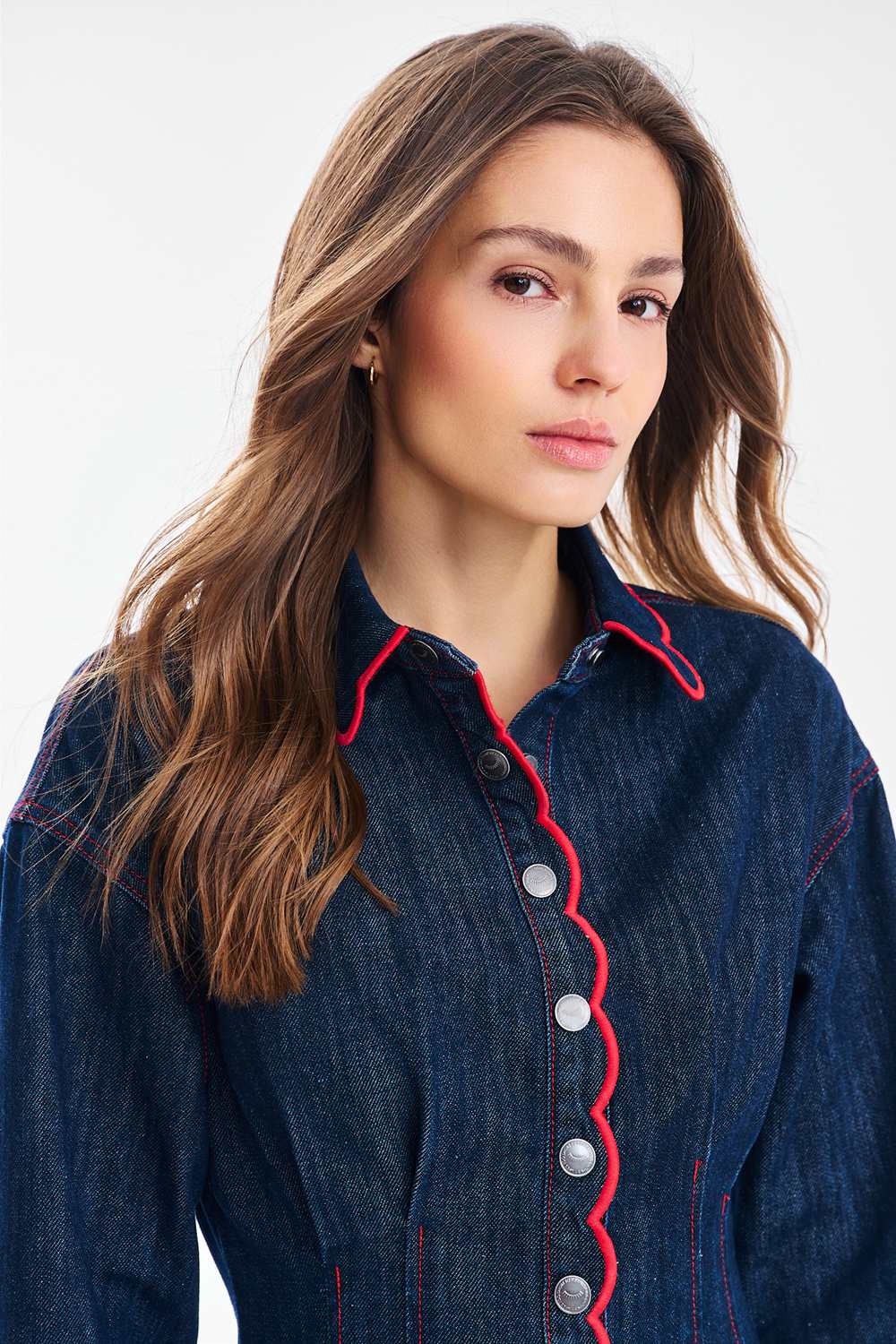 Sukienka jeansowa mini Swinging Stitch