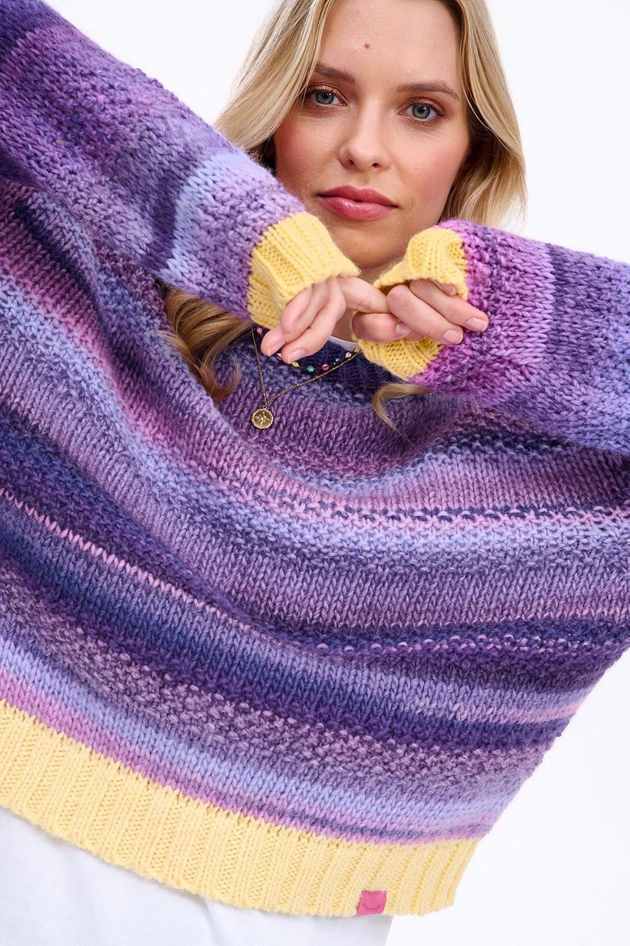 Sweter z wełną Sweet Berry