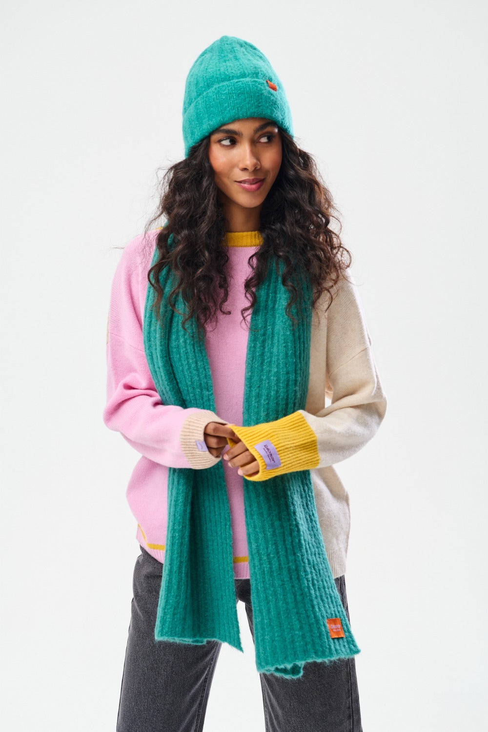 Szalik Fluffy Emerald