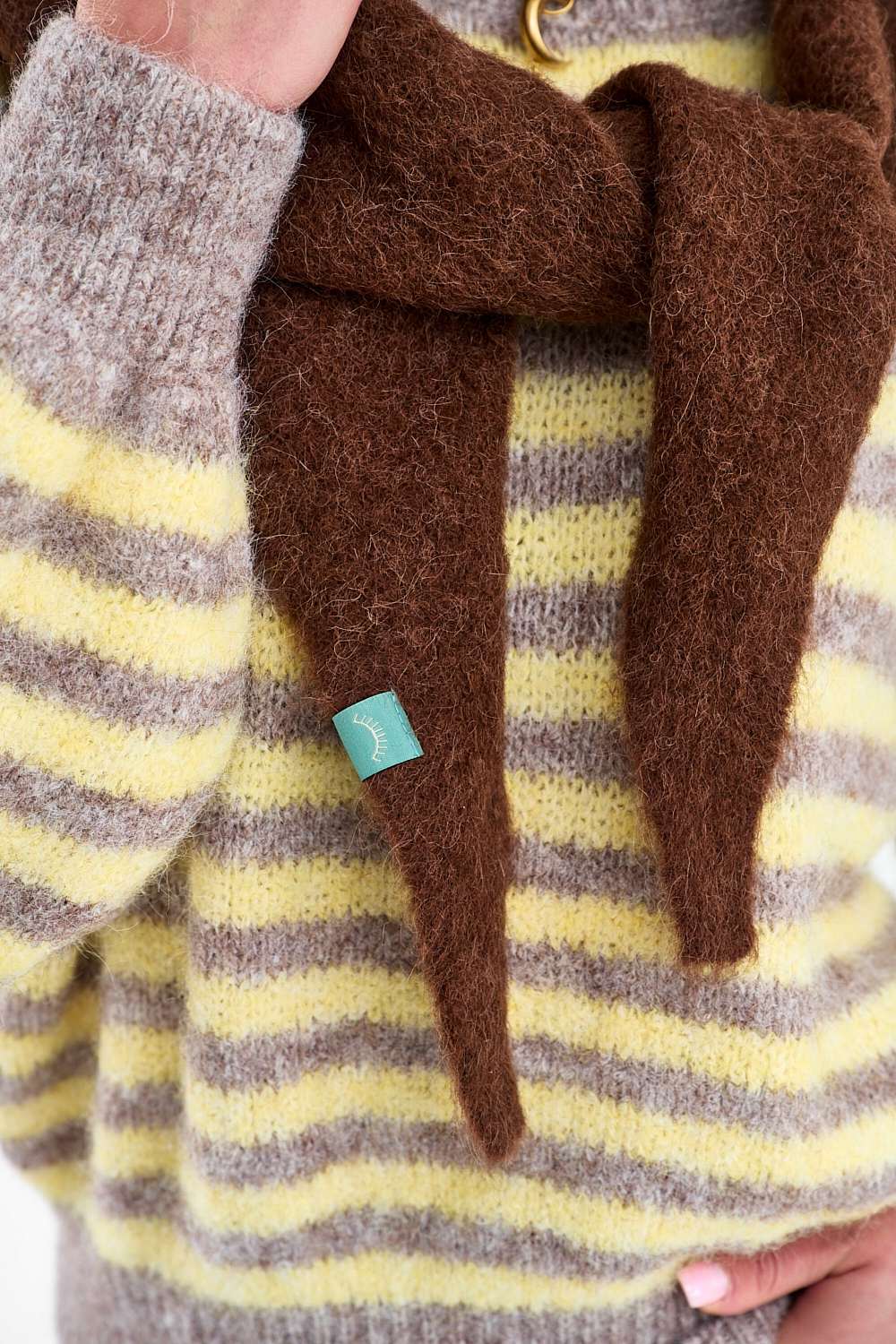 Apaszka Alpaca Espresso