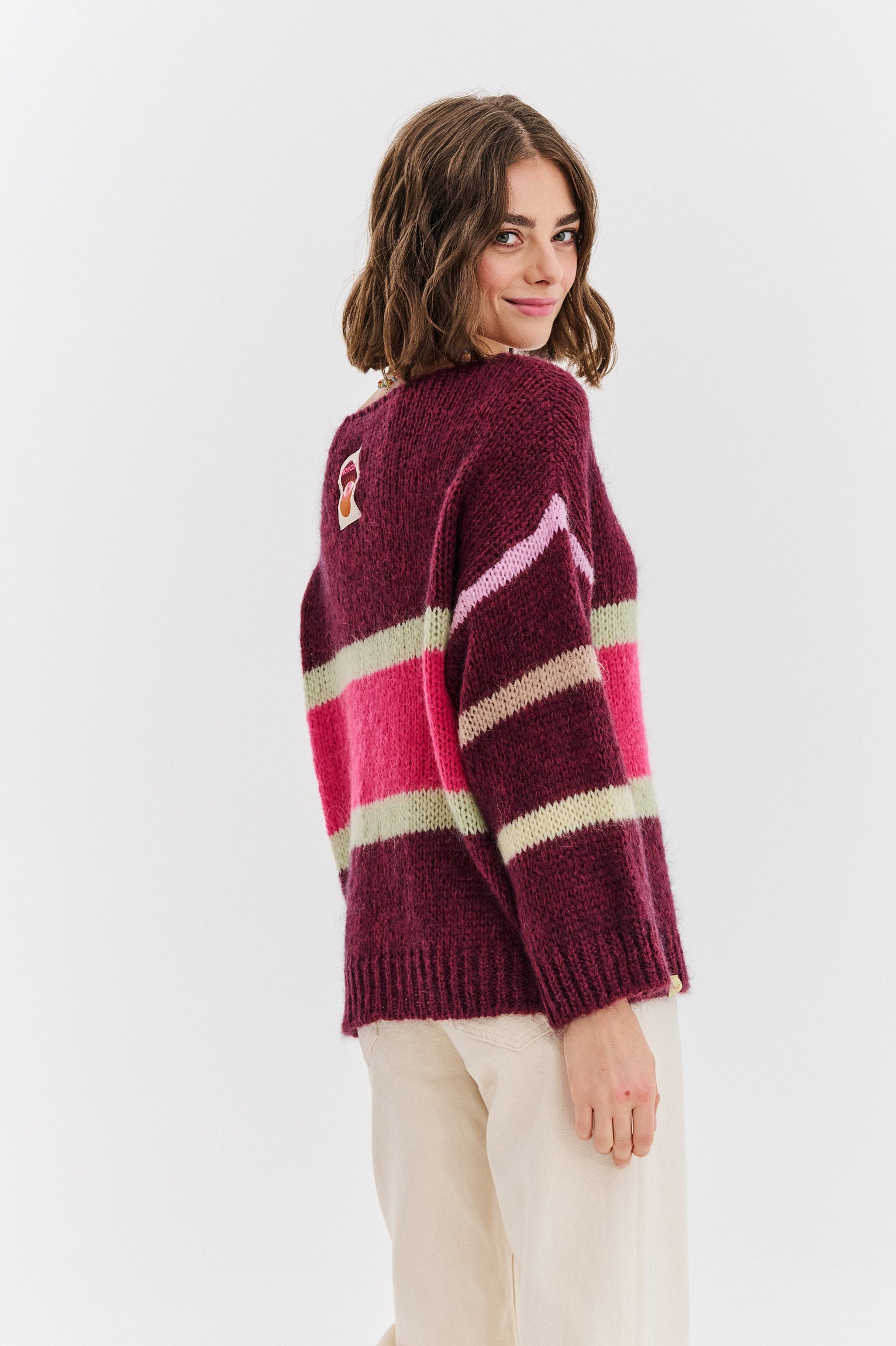 Sweter z wełną Creative Code