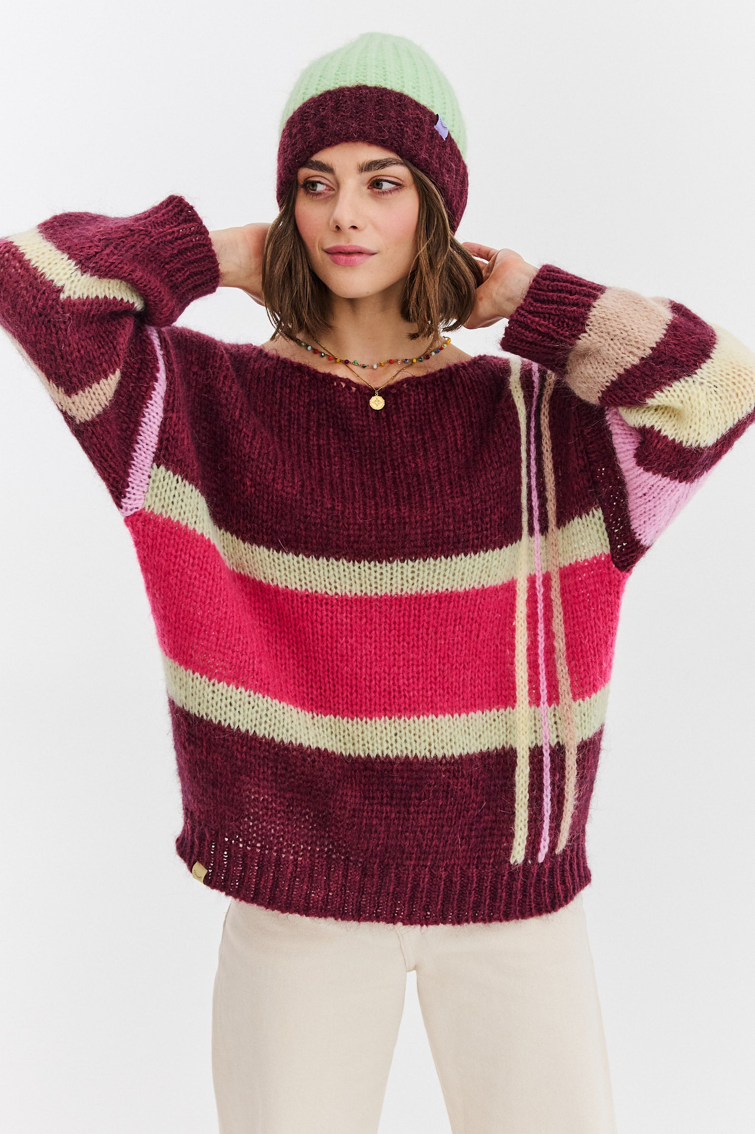 Sweter z wełną Creative Code