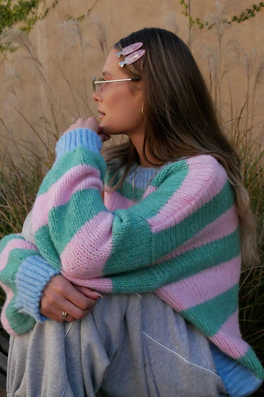 Sweter z wełną Cozy Bubble