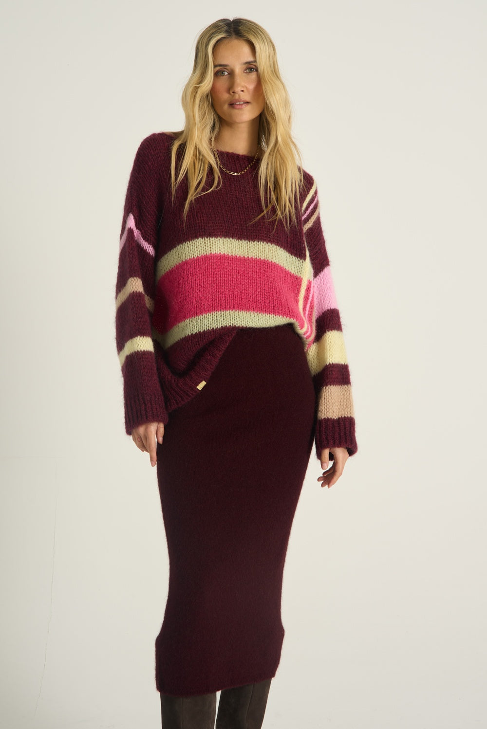 Sweter z wełną Creative Code